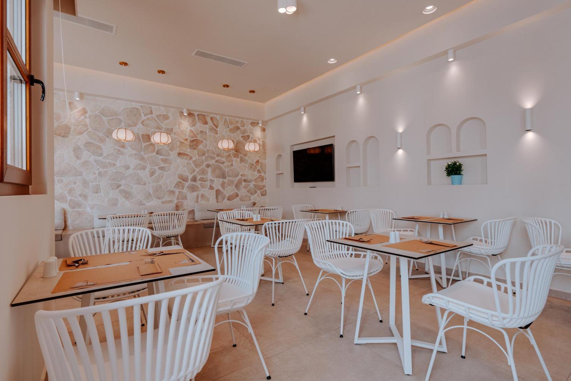 Margarenia Aparthotel Perissa  Ngoại thất bức ảnh