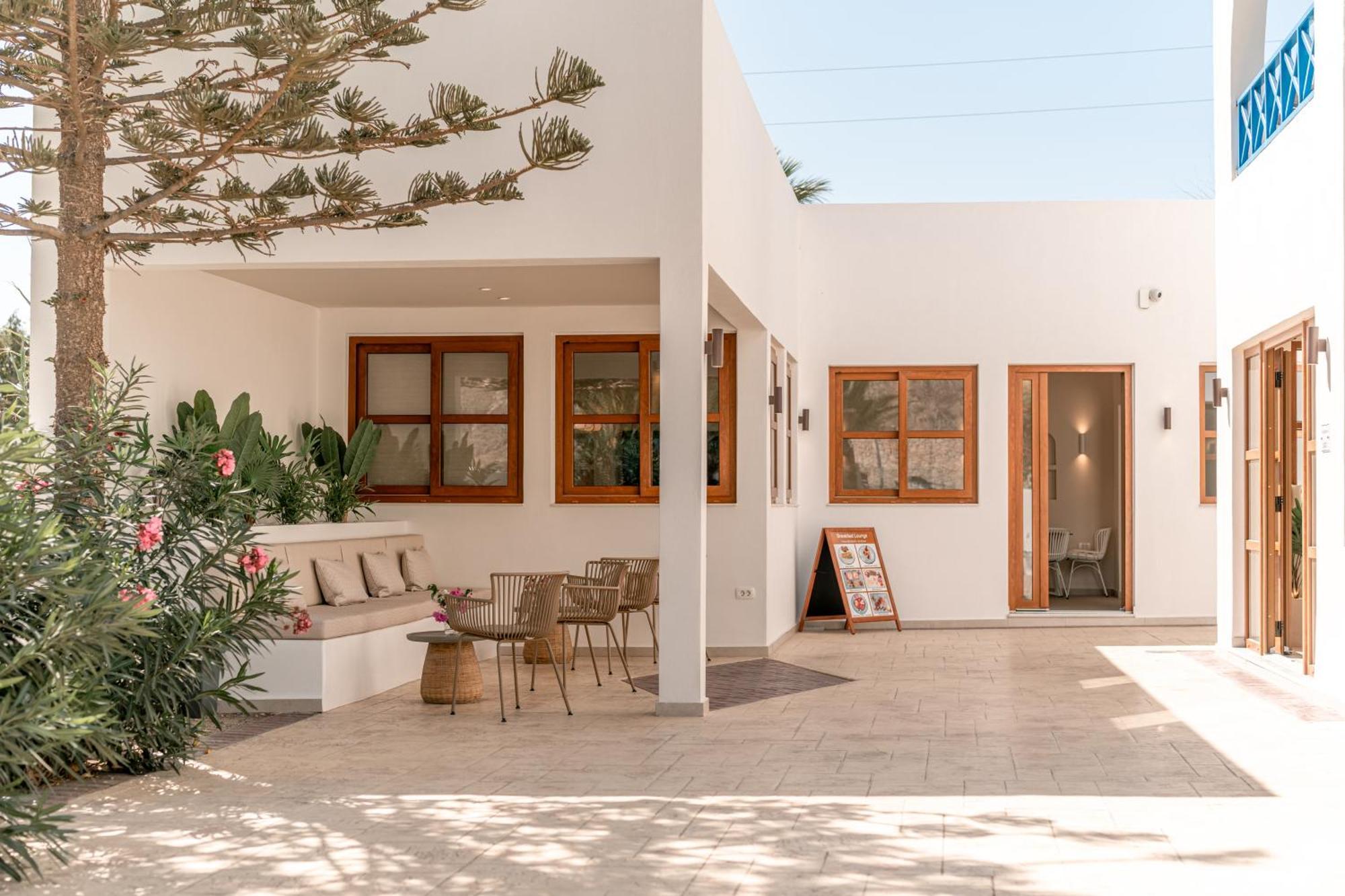 Margarenia Aparthotel Perissa  Ngoại thất bức ảnh